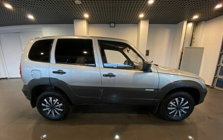 Chevrolet Niva I рестайлинг, 2014 год, 499 000 рублей, 2 фотография