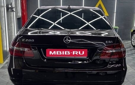 Mercedes-Benz E-Класс, 2010 год, 1 300 000 рублей, 30 фотография