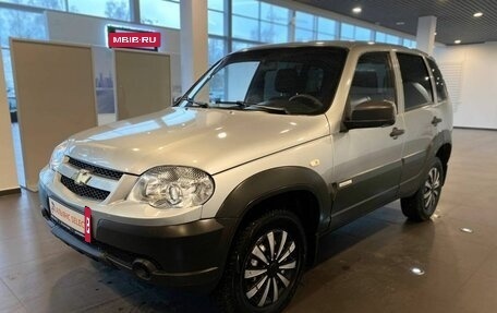 Chevrolet Niva I рестайлинг, 2014 год, 499 000 рублей, 7 фотография