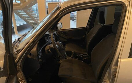 Chevrolet Niva I рестайлинг, 2014 год, 499 000 рублей, 16 фотография