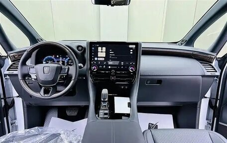 Toyota Alphard, 2025 год, 20 000 000 рублей, 8 фотография