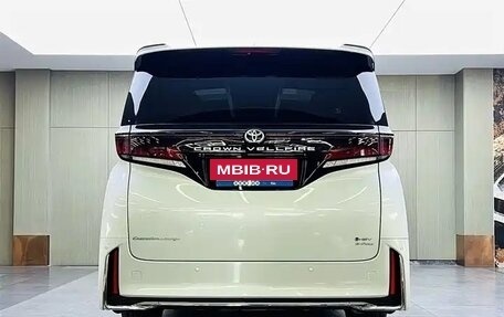 Toyota Alphard, 2025 год, 20 000 000 рублей, 5 фотография
