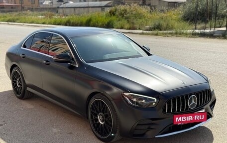Mercedes-Benz E-Класс, 2020 год, 4 200 000 рублей, 3 фотография
