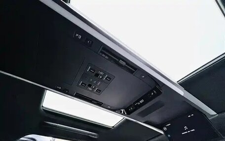 Toyota Alphard, 2025 год, 20 000 000 рублей, 19 фотография