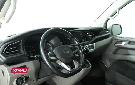 Volkswagen Caravelle T6 рестайлинг, 2020 год, 3 789 000 рублей, 13 фотография