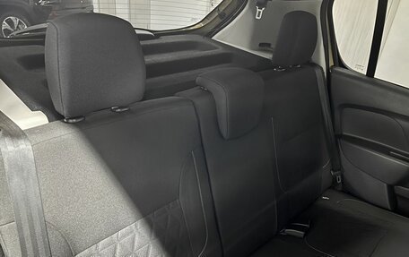 Renault Sandero II рестайлинг, 2018 год, 945 000 рублей, 13 фотография