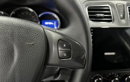 Renault Sandero II рестайлинг, 2018 год, 945 000 рублей, 19 фотография