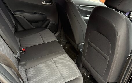 KIA Rio IV, 2018 год, 1 240 000 рублей, 15 фотография