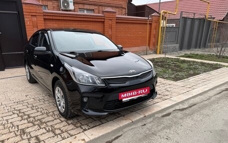 KIA Rio IV, 2018 год, 1 240 000 рублей, 6 фотография