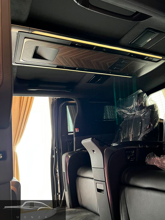 Lexus LM I, 2026 год, 24 000 000 рублей, 8 фотография