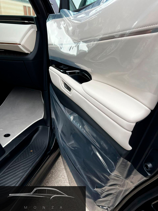 Lexus LM I, 2026 год, 24 000 000 рублей, 15 фотография