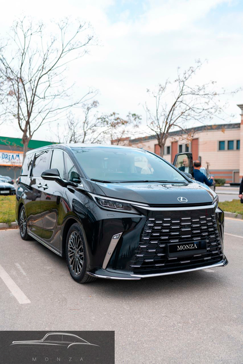 Lexus LM I, 2026 год, 24 000 000 рублей, 2 фотография