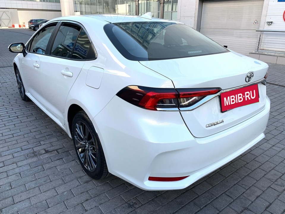 Toyota Corolla E160 рестайлинг, 2019 год, 600 000 рублей, 5 фотография