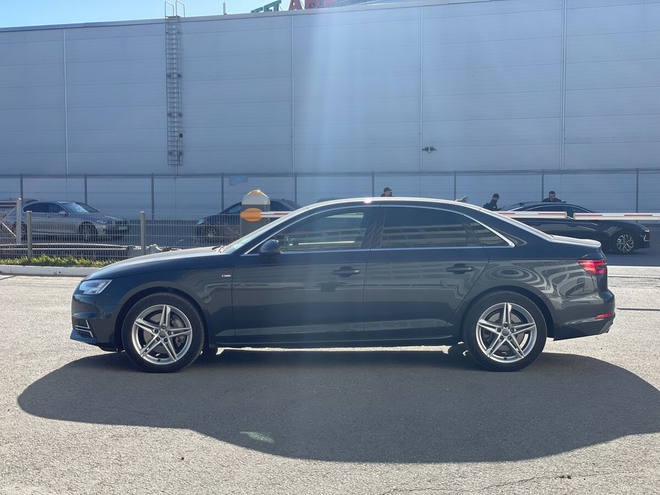 Audi A4 B9 рестайлинг, 2019 год, 560 000 рублей, 9 фотография