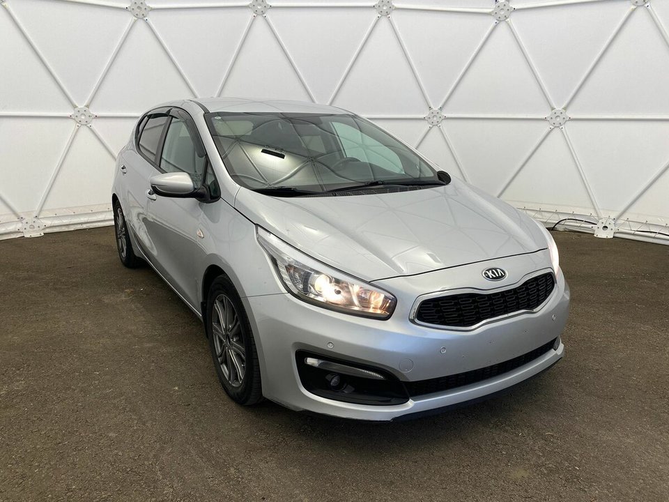 KIA cee'd II рестайлинг, 2017 год, 340 000 рублей, 10 фотография