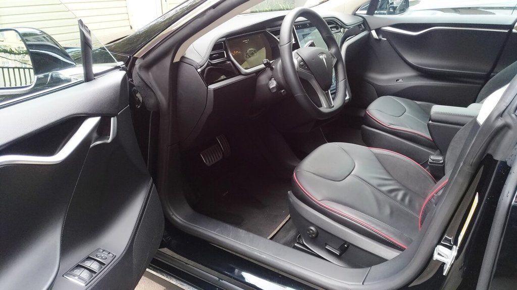 Tesla Model S I, 2015 год, 600 000 рублей, 5 фотография