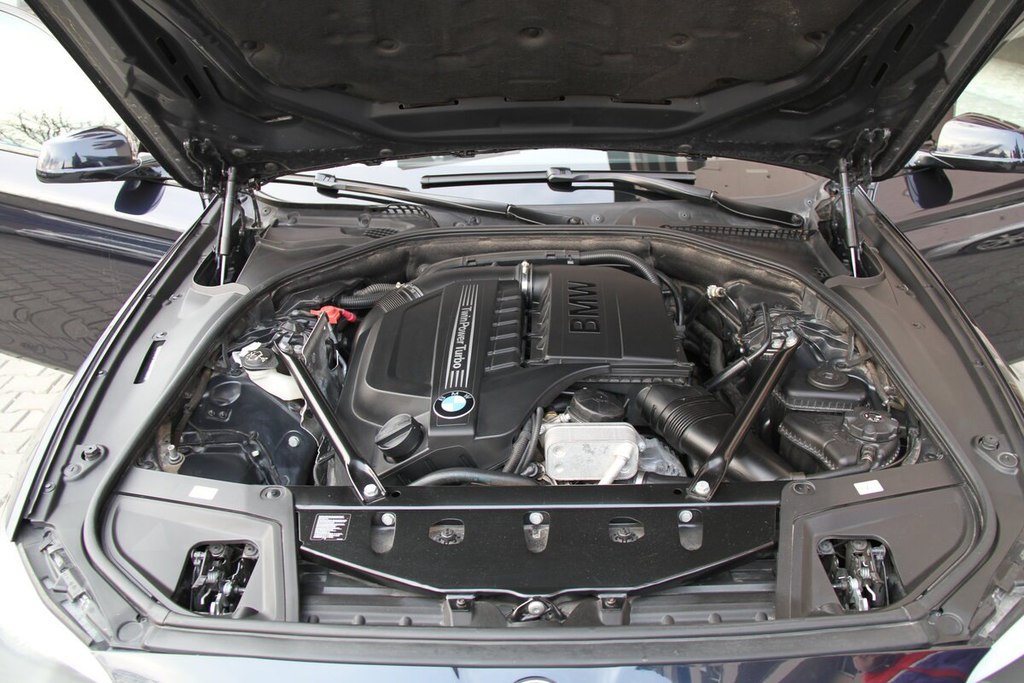 BMW 5 серия F10, F11, F07 рестайлинг, 2013 год, 560 000 рублей, 7 фотография