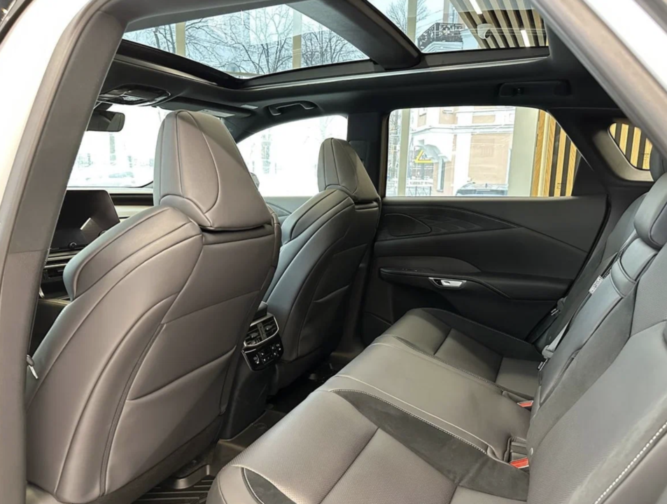 Lexus RX IV рестайлинг, 2026 год, 12 500 000 рублей, 5 фотография