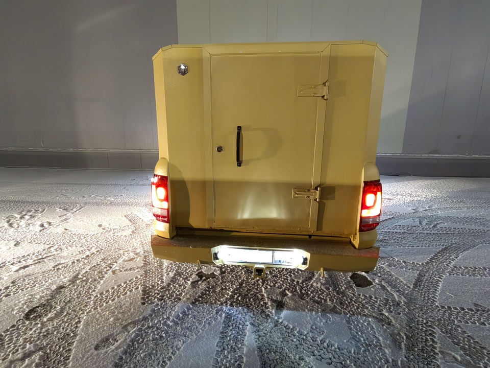 Volkswagen Amarok I, 2012 год, 7 000 000 рублей, 8 фотография