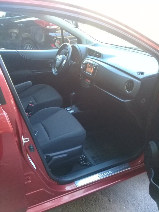 Toyota Yaris III, 2013 год, 300 000 рублей, 9 фотография