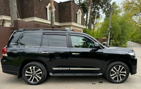Toyota Land Cruiser 200, 2019 год, 8 400 000 рублей, 4 фотография