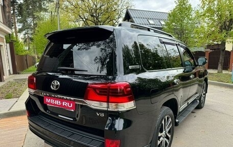 Toyota Land Cruiser 200, 2019 год, 8 400 000 рублей, 5 фотография