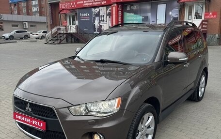 Mitsubishi Outlander III рестайлинг 3, 2011 год, 1 370 000 рублей, 1 фотография