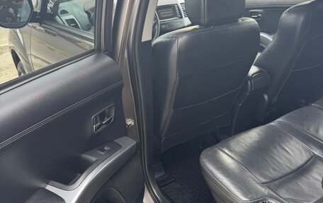 Mitsubishi Outlander III рестайлинг 3, 2011 год, 1 370 000 рублей, 9 фотография