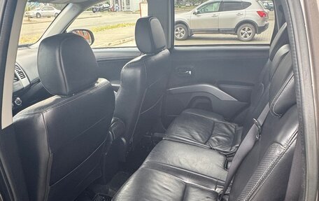Mitsubishi Outlander III рестайлинг 3, 2011 год, 1 370 000 рублей, 10 фотография
