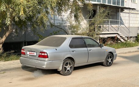 Nissan Bluebird IX, 1988 год, 220 000 рублей, 3 фотография
