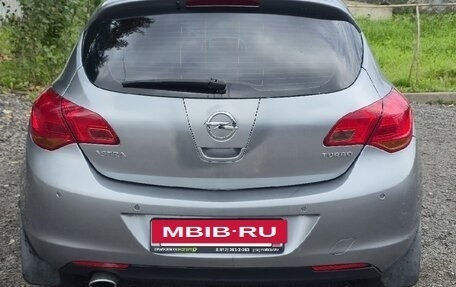 Opel Astra J, 2011 год, 550 000 рублей, 4 фотография