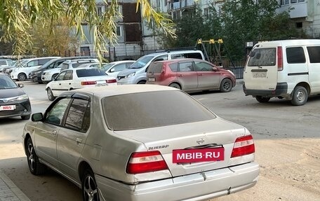 Nissan Bluebird IX, 1988 год, 220 000 рублей, 4 фотография