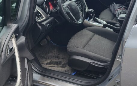 Opel Astra J, 2011 год, 550 000 рублей, 11 фотография
