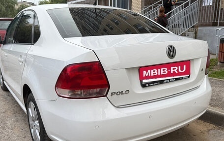 Volkswagen Polo VI (EU Market), 2012 год, 700 000 рублей, 4 фотография