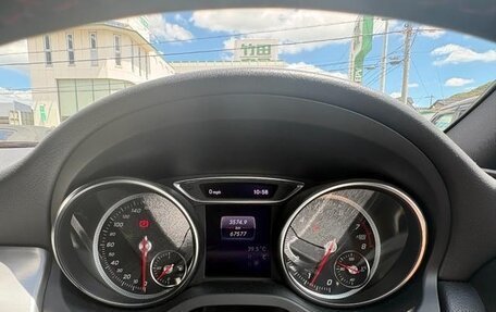 Mercedes-Benz CLA, 2018 год, 1 440 000 рублей, 10 фотография