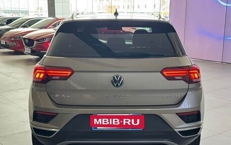 Volkswagen T-Roc I, 2022 год, 1 320 000 рублей, 4 фотография