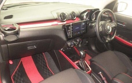 Suzuki Swift V, 2025 год, 1 815 000 рублей, 5 фотография