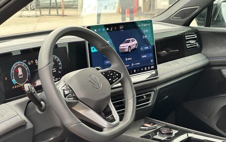 Volkswagen Tiguan, 2025 год, 4 662 700 рублей, 7 фотография