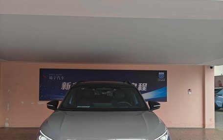 Volkswagen Tiguan, 2025 год, 4 662 700 рублей, 4 фотография