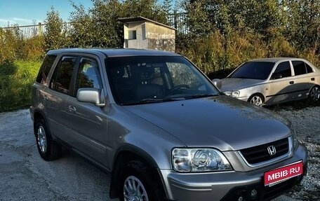 Honda CR-V IV, 2000 год, 5 000 000 рублей, 1 фотография