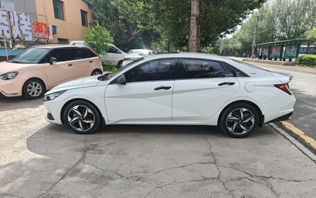 Hyundai Elantra, 2022 год, 1 180 000 рублей, 8 фотография