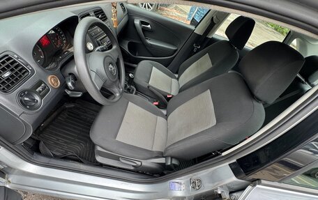 Volkswagen Polo VI (EU Market), 2011 год, 500 000 рублей, 8 фотография