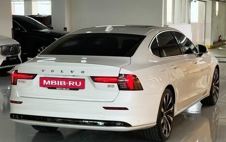 Volvo S90 II рестайлинг, 2025 год, 6 740 000 рублей, 2 фотография