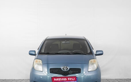 Toyota Yaris III рестайлинг, 2007 год, 669 000 рублей, 2 фотография