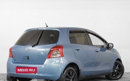Toyota Yaris III рестайлинг, 2007 год, 669 000 рублей, 7 фотография