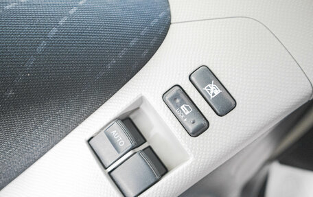 Toyota Yaris III рестайлинг, 2007 год, 669 000 рублей, 21 фотография