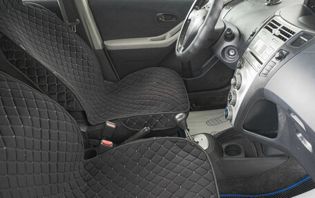 Toyota Yaris III рестайлинг, 2007 год, 669 000 рублей, 12 фотография