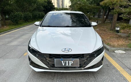 Hyundai Elantra, 2022 год, 1 390 000 рублей, 2 фотография