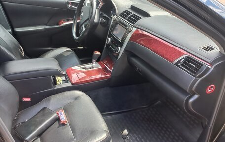 Toyota Camry, 2012 год, 1 650 000 рублей, 10 фотография