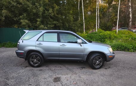 Lexus RX IV рестайлинг, 2001 год, 699 999 рублей, 13 фотография
